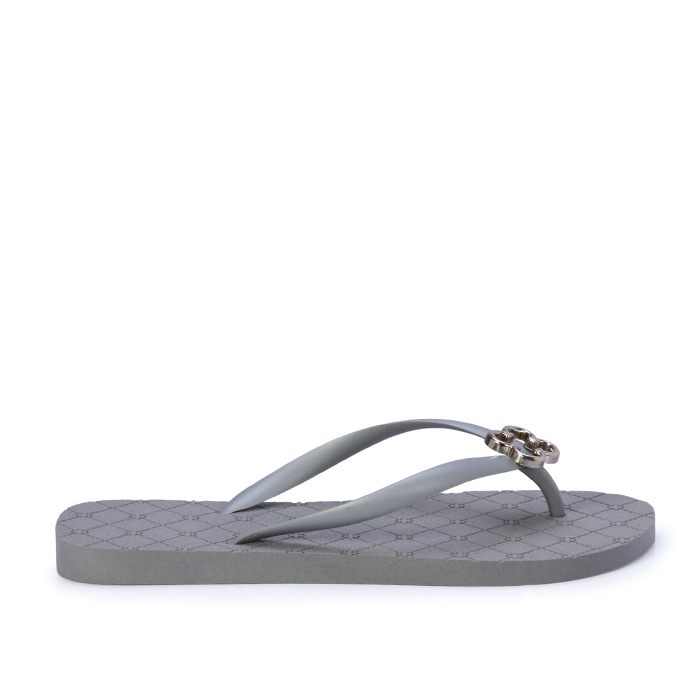 Chinelo de Dedo Monograma Prateado